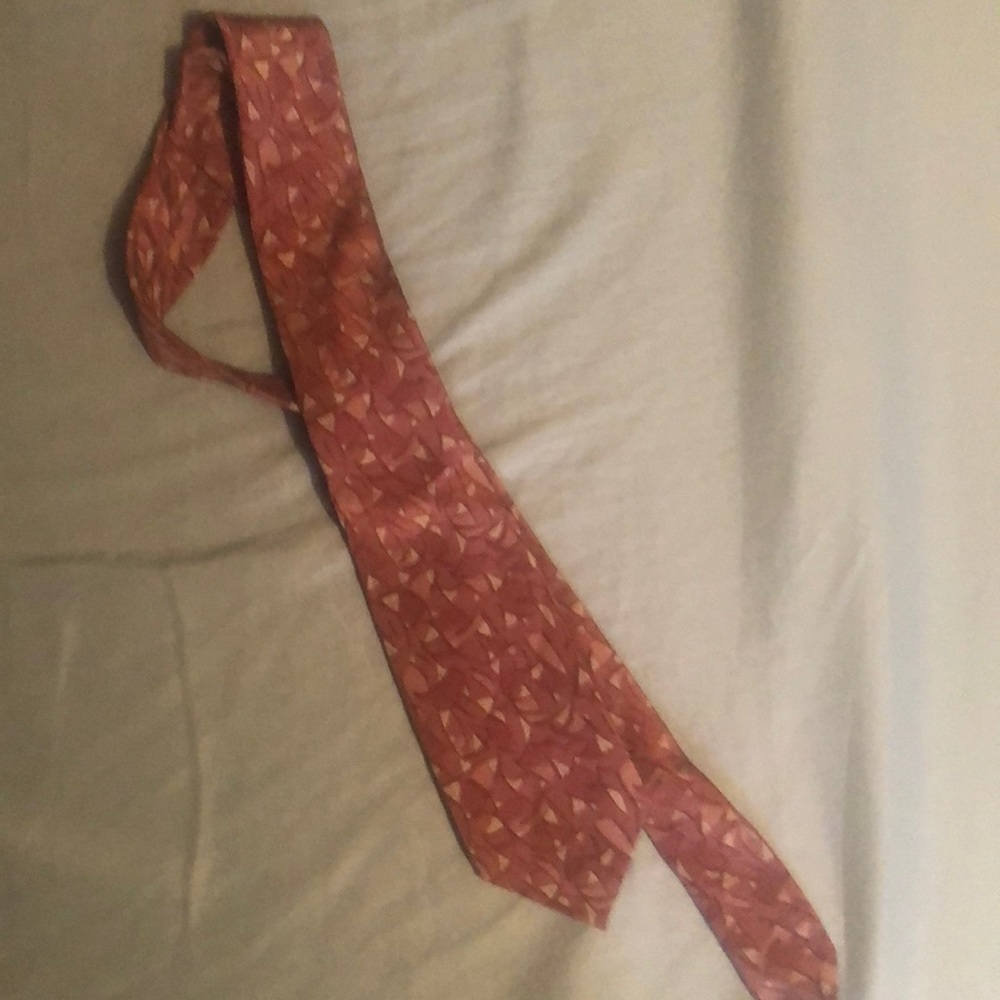 Gucci silk red-patterned vintage tie